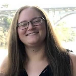 Meet your Posher, Julia